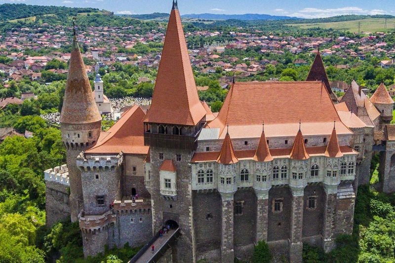 Corvin vár