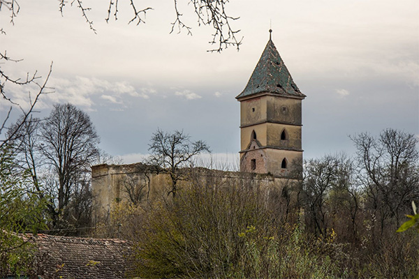 Kirchenburg Idiciu / Belleschdorf