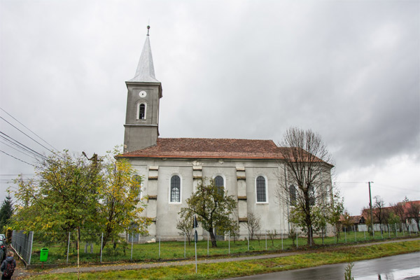 Kirchenburg Ideciu de Jos / Niedereidisch