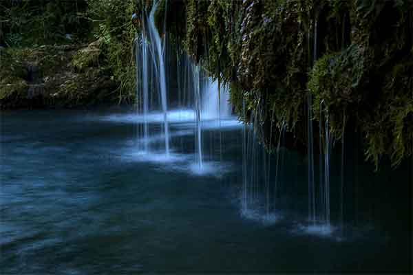 Vadu Crisului Waterfall