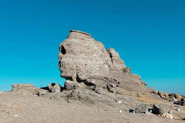 Der Sfinxul und Babele