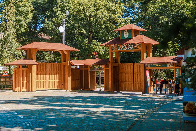 Cornești Plateau & Zoo